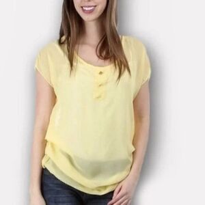 🖤 2/$20 Elate Yellow Chiffon Blouse